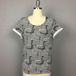 Black & White Geometric Top